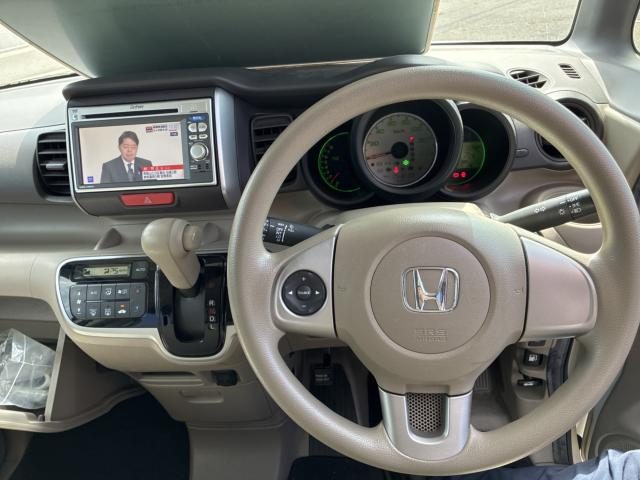 車両画像14