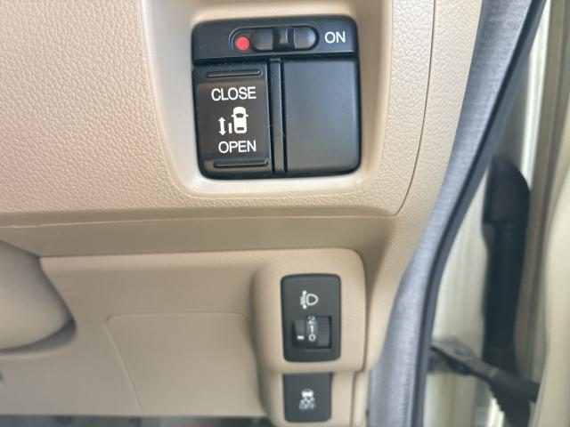 車両画像18