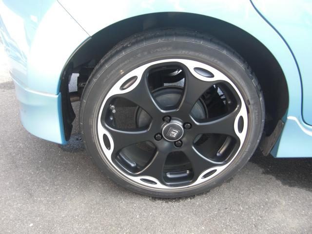 車両画像17