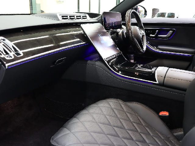 車両画像16