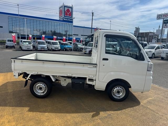 車両画像8