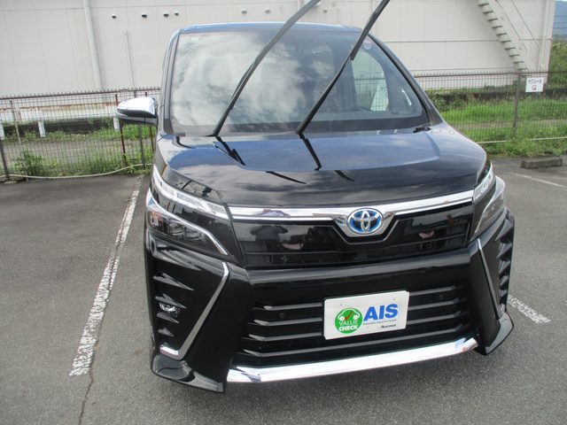 ヴォクシー　ハイブリッド　ＺＳ　煌２