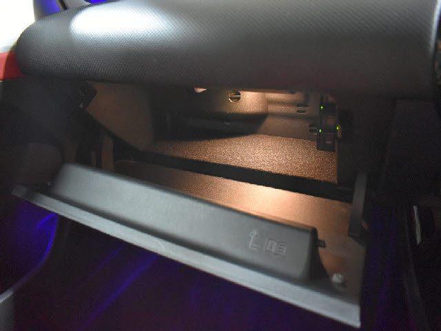 車両画像14