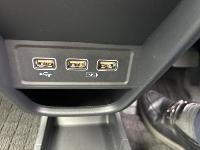 車両画像22