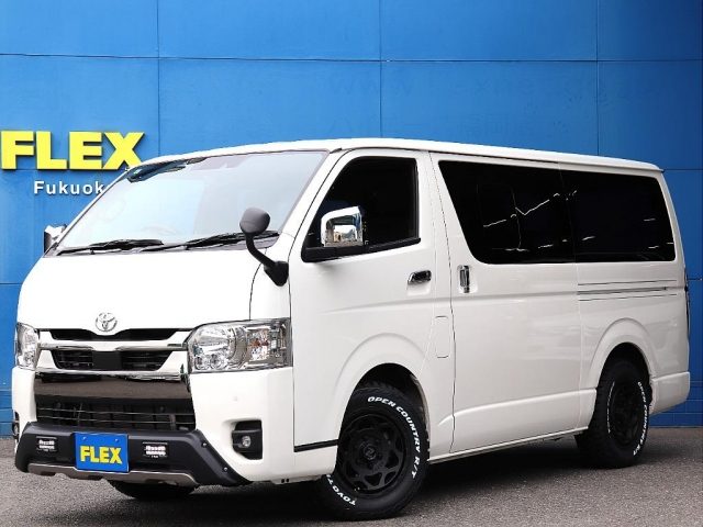 ハイエースバン　２ＷＤ　５Ｄ２．８ＤＴスーパーＧＬダークプライム