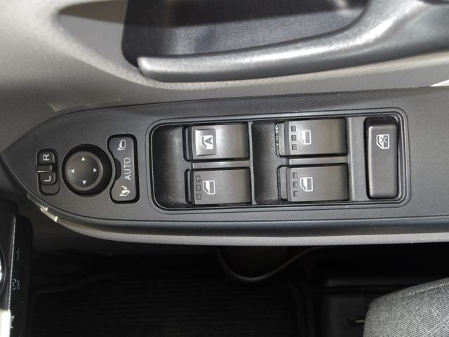 車両画像12
