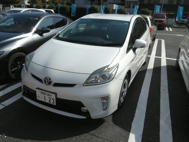 プリウス　１８００ Ｇ ５ドア ＦＣＶＴ ２ＷＤ 