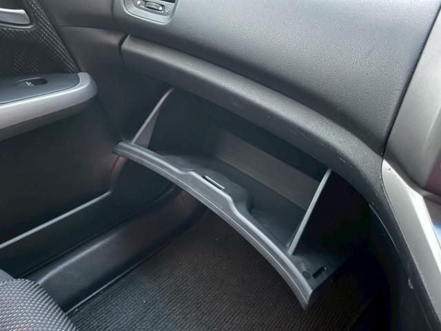 車両画像24