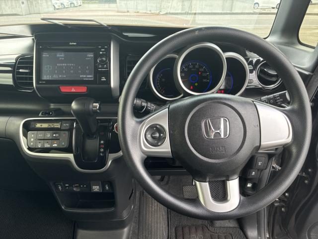 車両画像14