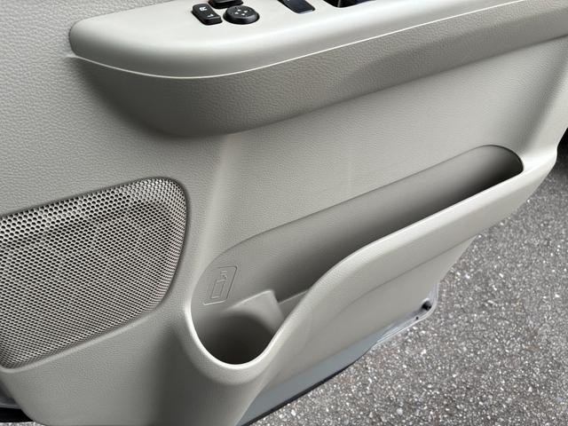 車両画像16