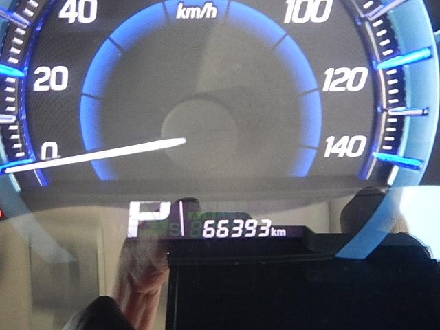 車両画像16