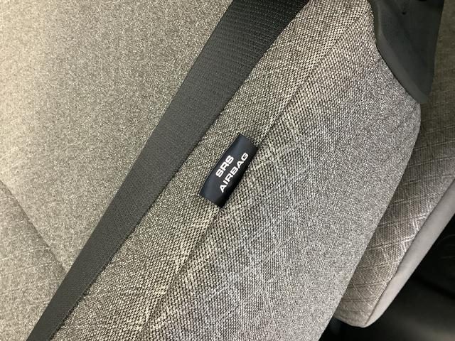 車両画像18