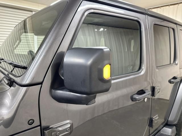 車両画像26