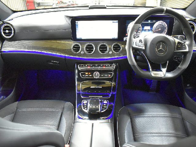 車両画像2