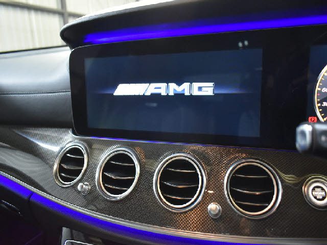 車両画像10