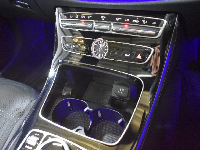 車両画像12