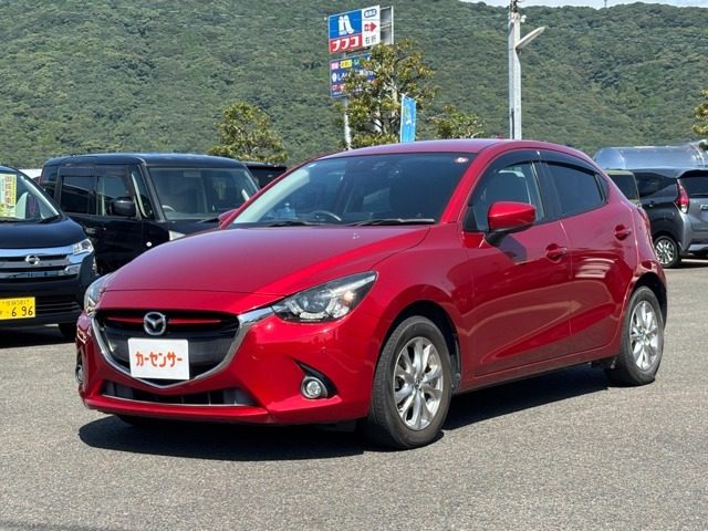 デミオ　１．３　１３Ｓ　ツーリング　メモリーナビ