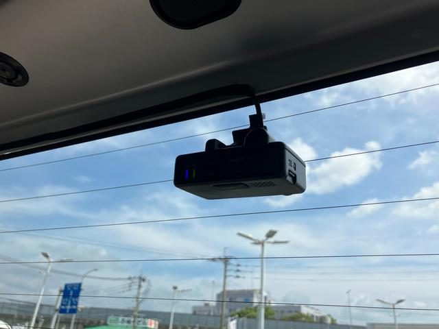 車両画像14