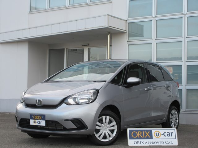 フィット　４ＷＤ　ベーシック