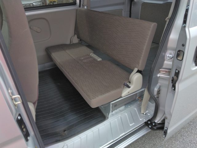 車両画像13