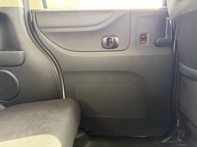 車両画像28