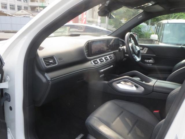 車両画像10