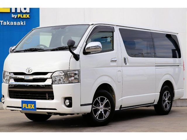 ハイエースバン　２ＷＤ　５Ｄ２．８ＤＴスーパーＧＬダークプライム