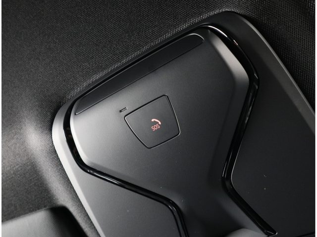 車両画像24