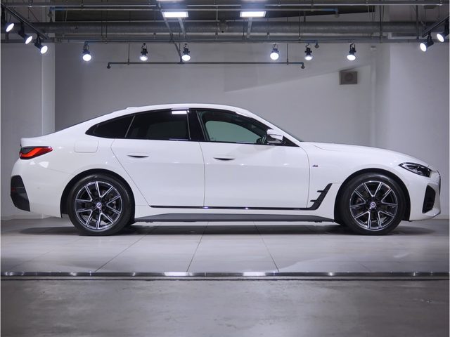 車両画像4
