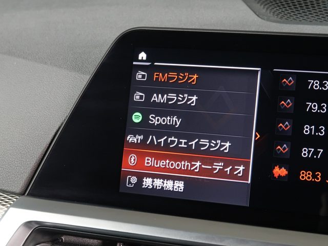 車両画像16