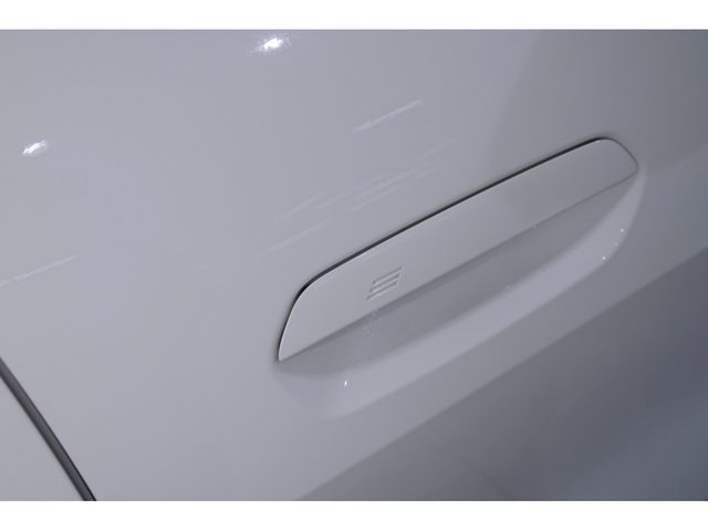 車両画像28
