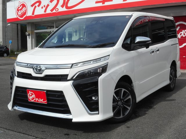 ヴォクシー　４ＷＤ　ＺＳ　煌３