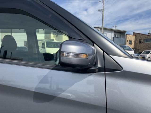車両画像30