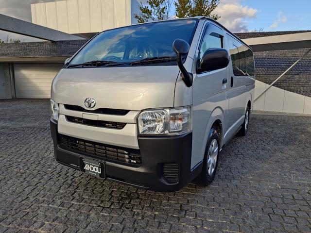 ハイエースバン　２ＷＤ　ロングＤＸ