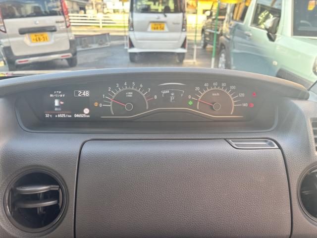 車両画像16
