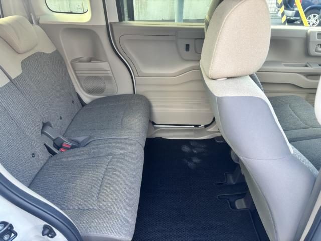 車両画像12
