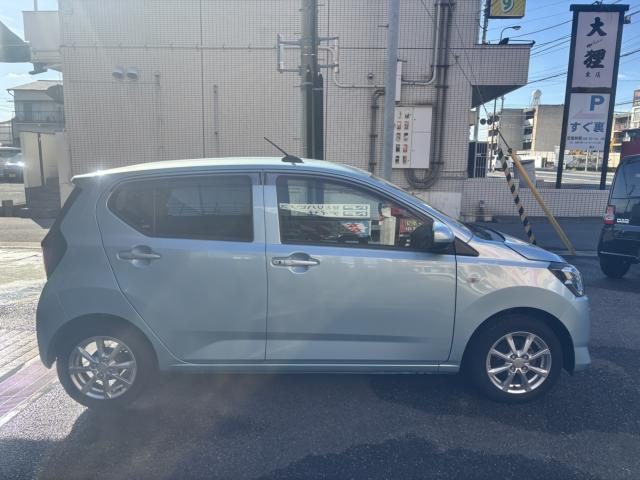 車両画像4