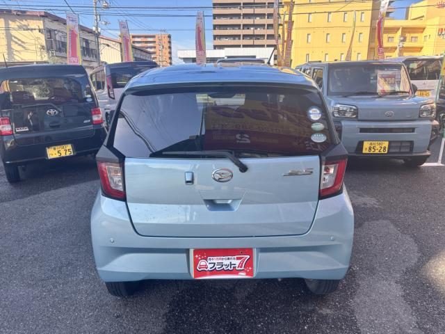 車両画像6