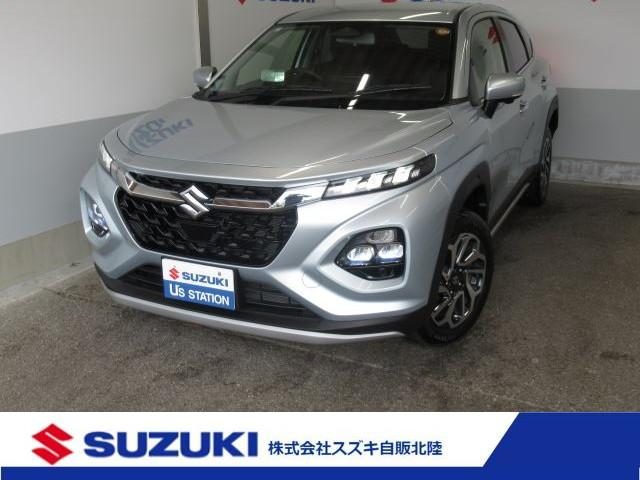 フロンクス　４ＷＤ／６ＡＴ／カーナビ／全方位カメラ