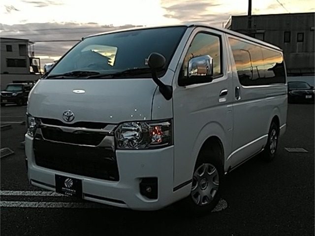 ハイエースバン　４ＷＤ　スーパーＧＬ　ダークプライム２　ロング