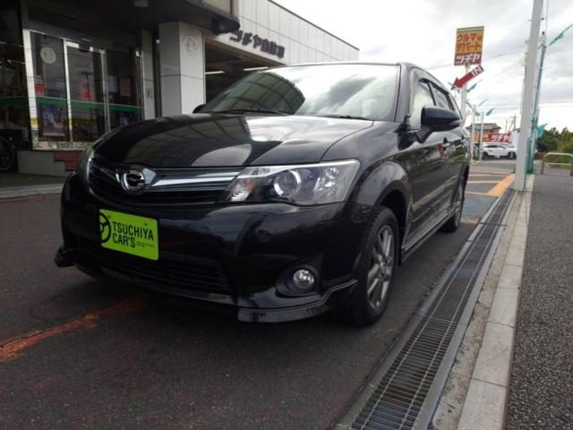 カローラフィールダー　４ＷＤ　１．５Ｇエアロツアラー・ダブルバイビー