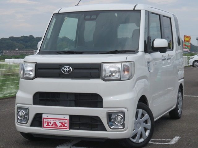 ピクシス　メガ　６６０　Ｄ　ＳＡＩＩＩ　・純正ナビ・Ｂｌ