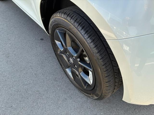 車両画像11