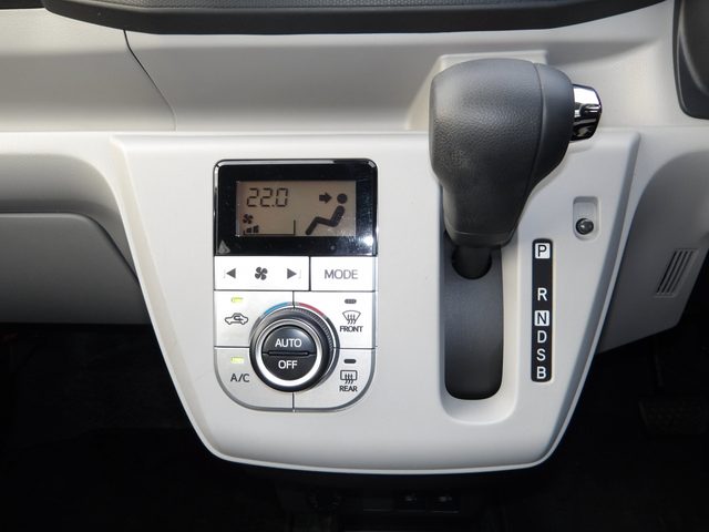 車両画像10