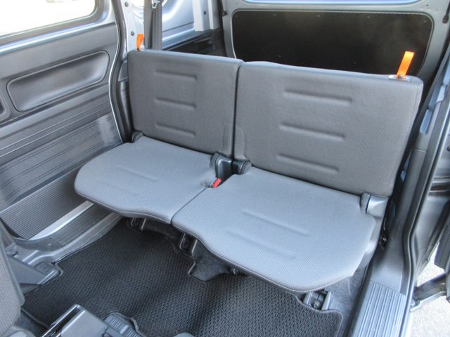 車両画像15