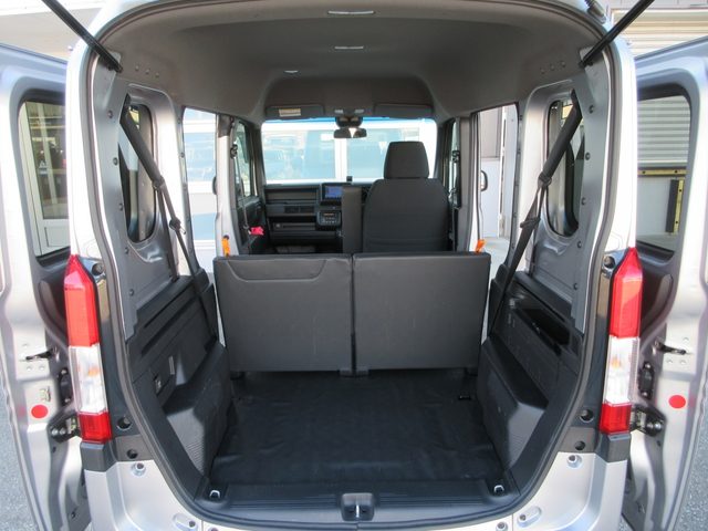 車両画像16