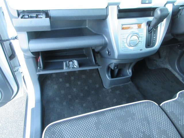 車両画像13