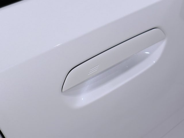車両画像28