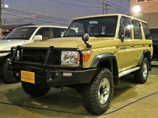 ランドクルーザーバン　７０