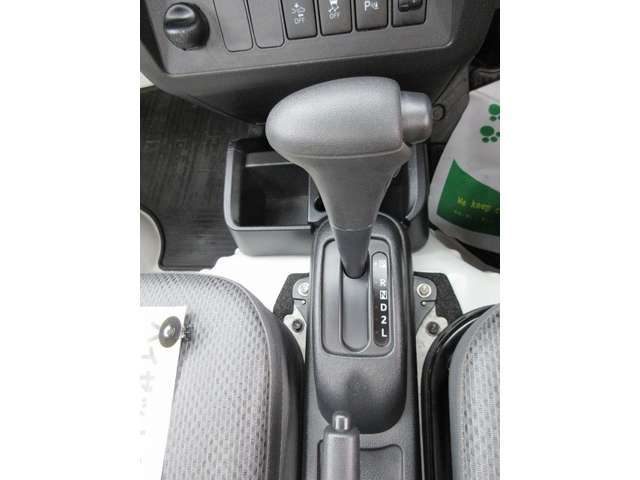 車両画像8